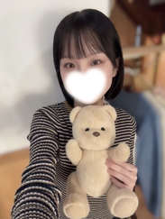 みらい(22)　カフェ店員