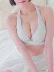 水瀬ゆいな